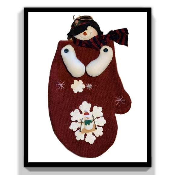 Collectible 3D Christmas Mitten